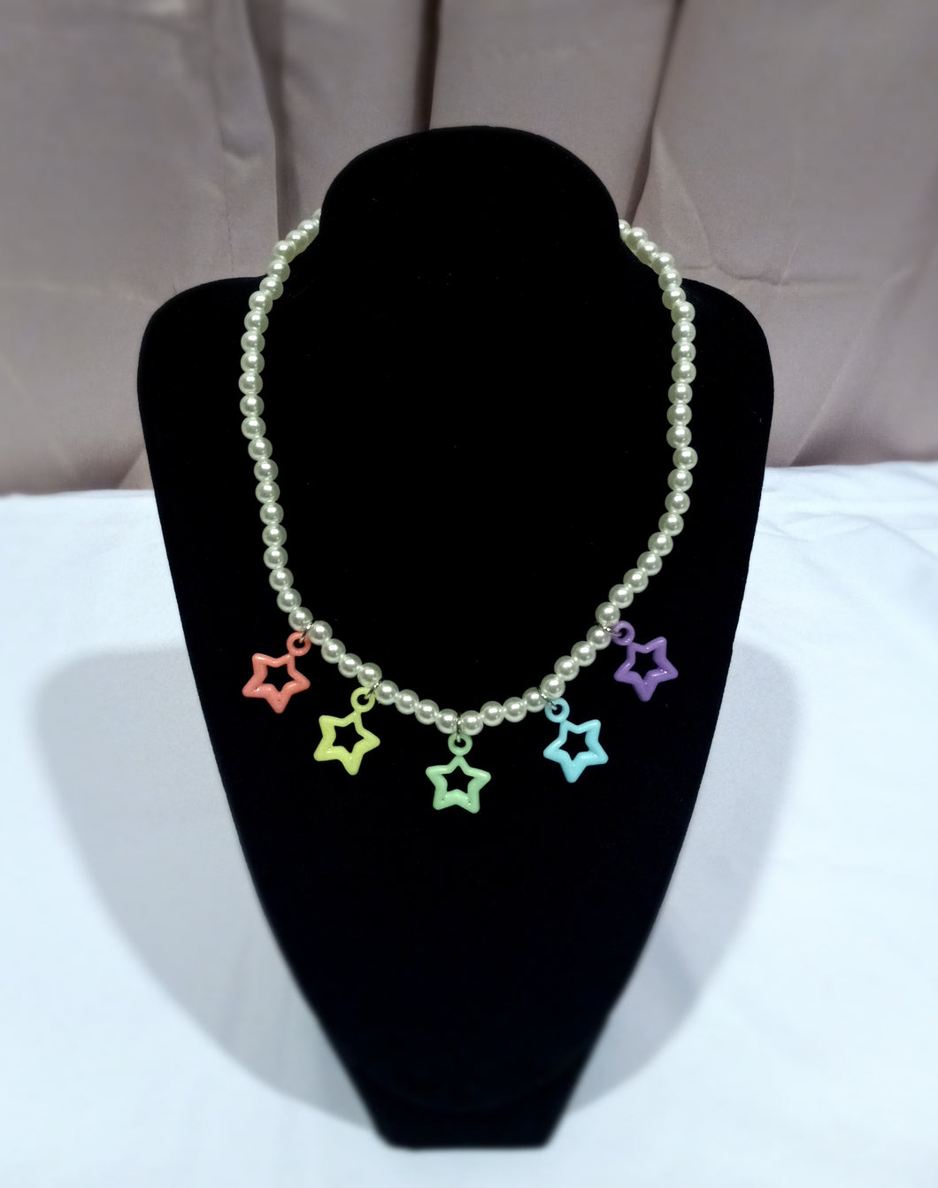 Pearl Necklace with Rainbow Star