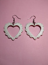 Load image into Gallery viewer, Lace Hearts Earrings
